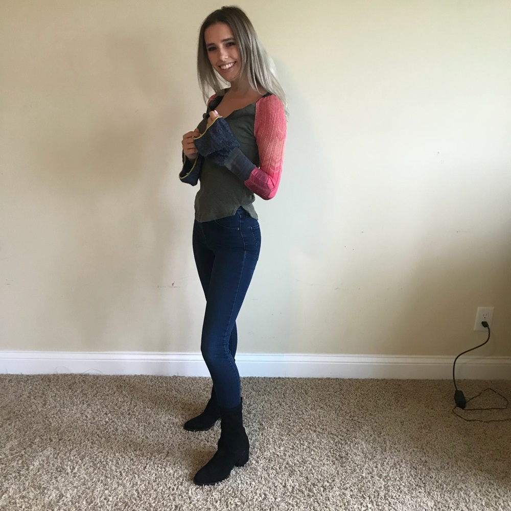 Free people long sleeve shirt for sale!!